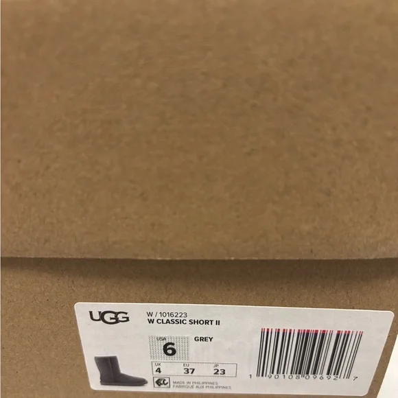 UGG Classic short boots - Picture 6 of 6